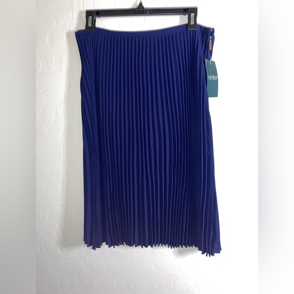 New Lauren Ralph Lauren Pleated Accordion French Navy Skirt Size 6✨ - Picture 3 of 15